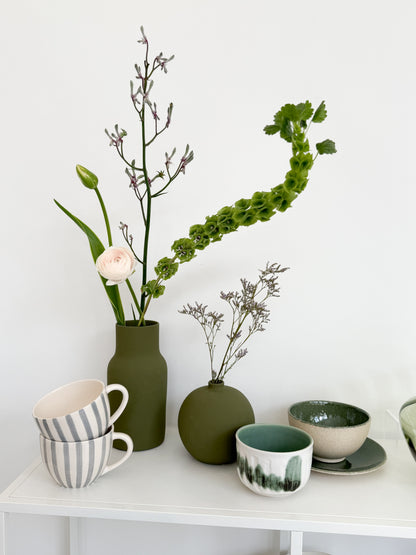 Ocactuu Keramik Vase "Dune 03" handmade in Portugal Olivegreen